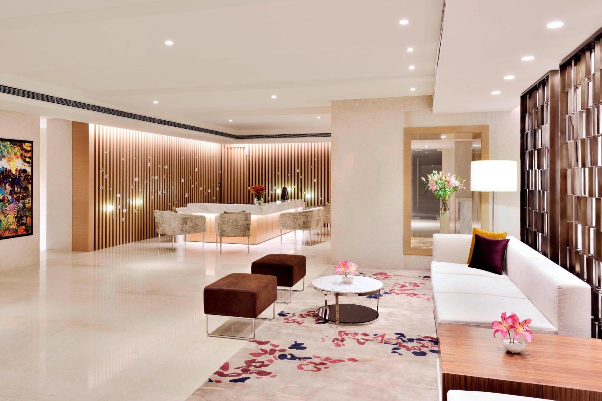 Marriott Executive Apartments Hyderabad Exterior foto